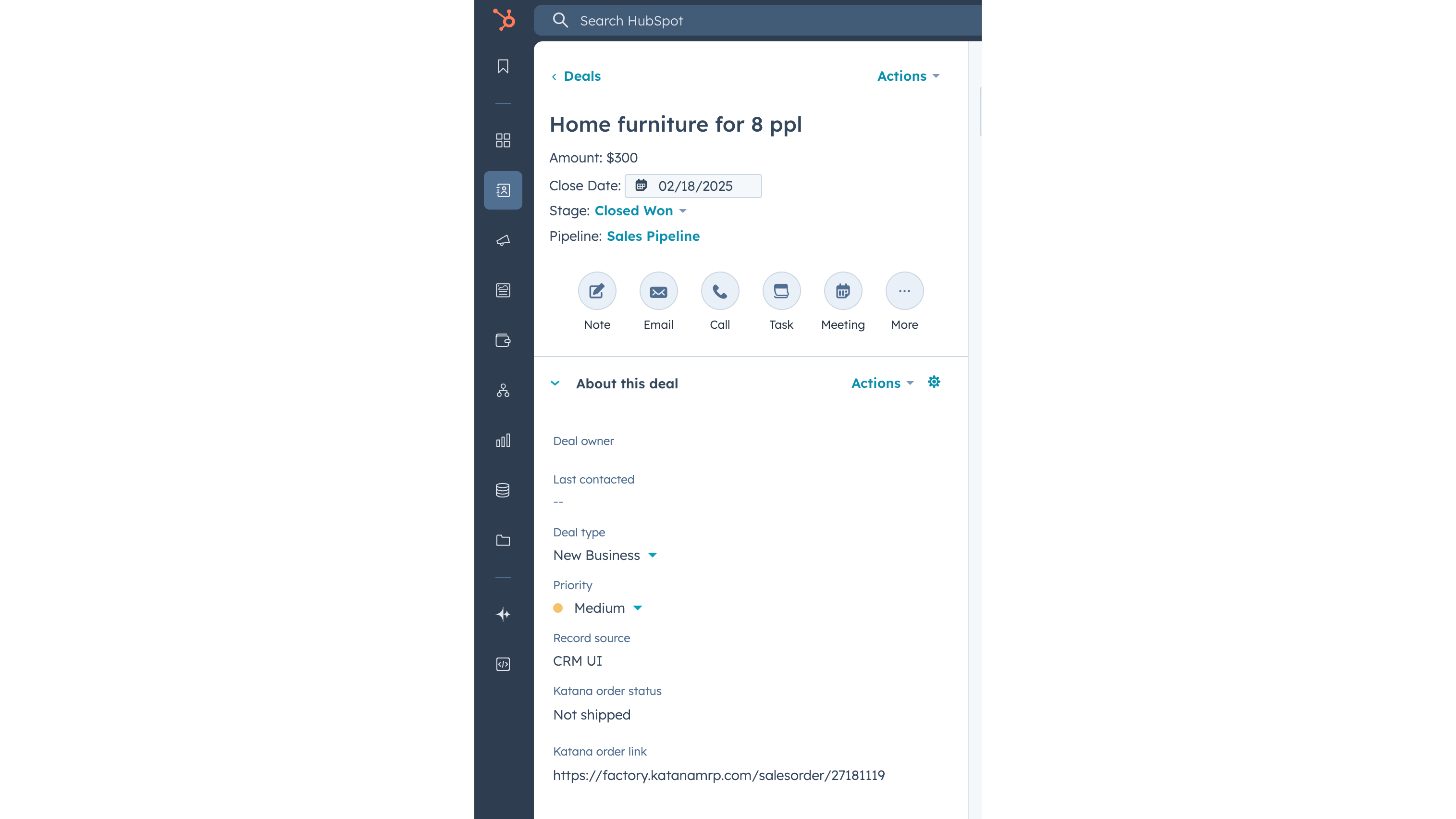 HubSpot deal showing Katana sales order status synced in real time, with a link to the order.